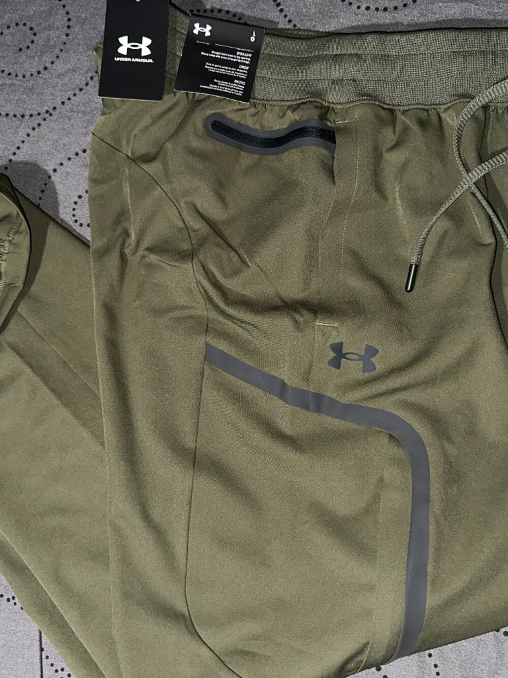 UNDER ARMOUR SPORTWEAR ELITE CARGO WOVEN #390 GREEN PANTS SIZE L MEN NWT $110.00